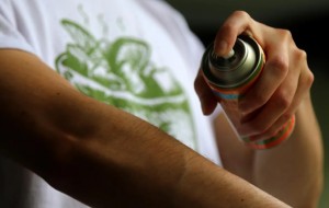 Escasean los repelentes y se dispararon los precios