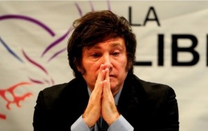 La economía y los escándalos erosionan la imagen de Milei