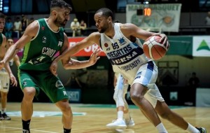 Triunfazo de Regatas en Caballito