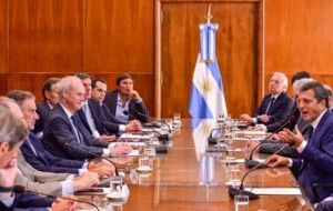 El Gobierno anunció un canje de deuda por más de $12 billones