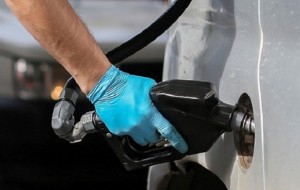 Nuevo aumento de los combustibles: la nafta súper de YPF pasó los 200 pesos