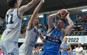 Ganó Regatas y se metió en los playoffs