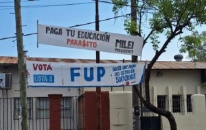 Departamento de Comunicación Social respondió a pasacalle de La Libertad Avanza