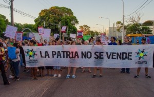 Diferentes sectores repudiaron la presencia de Milei en Corrientes