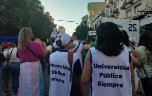 Nuevo paro de docentes universitarios por reclamos salariales