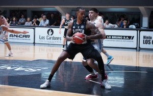 Regatas peleó hasta el final, pero cayó en Santiago del Estero