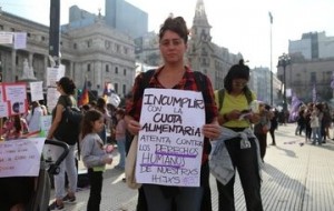 Se agravan los retrasos de cobros de cuotas alimentarias dependientes del Estado provincial