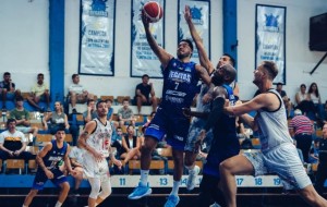 Triunfazo de Regatas en su despedida del año en casa