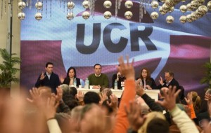 A menos de una semana del cierre de listas: silencio en el oficialismo