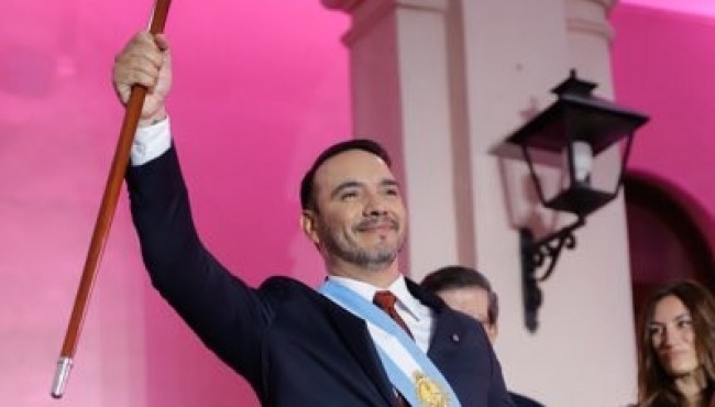 Valdés avanzará en una reforma de la Ley de Ministerios para achicar áreas