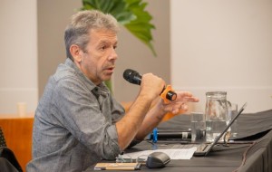 Martin Becerra: “Las plataformas monetizan incluso el tiempo de ocio”